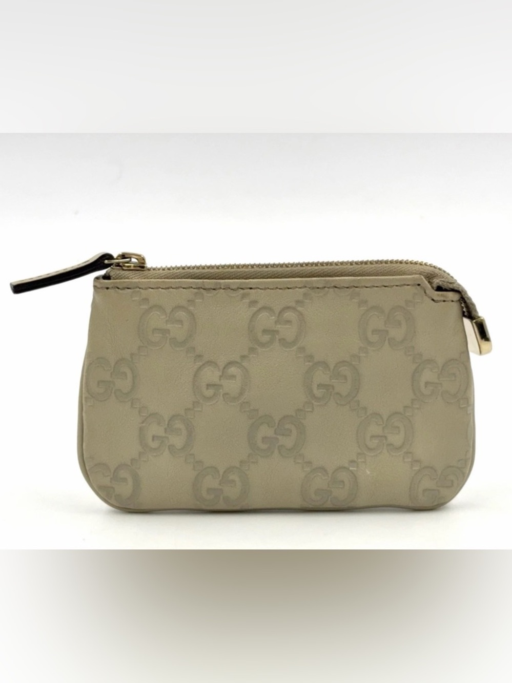 PRE LOVED Light Gray Gucci Guccissima Coin Purse with key ring hook - Picture 3 of 14